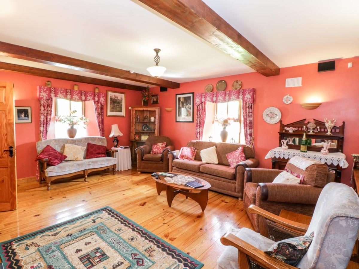 An Maide Ban Villa Cootehill Luaran gambar