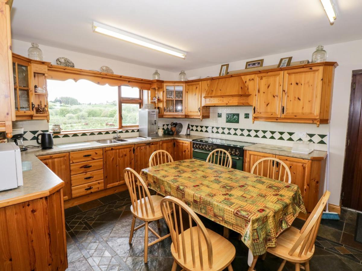 An Maide Ban Villa Cootehill Luaran gambar